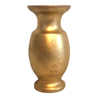 Golden terracotta vase