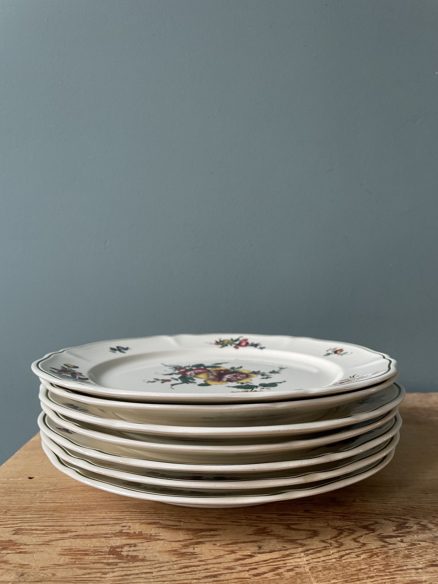 Set of 7 flat plates villeroy and boch vieux strasbourg