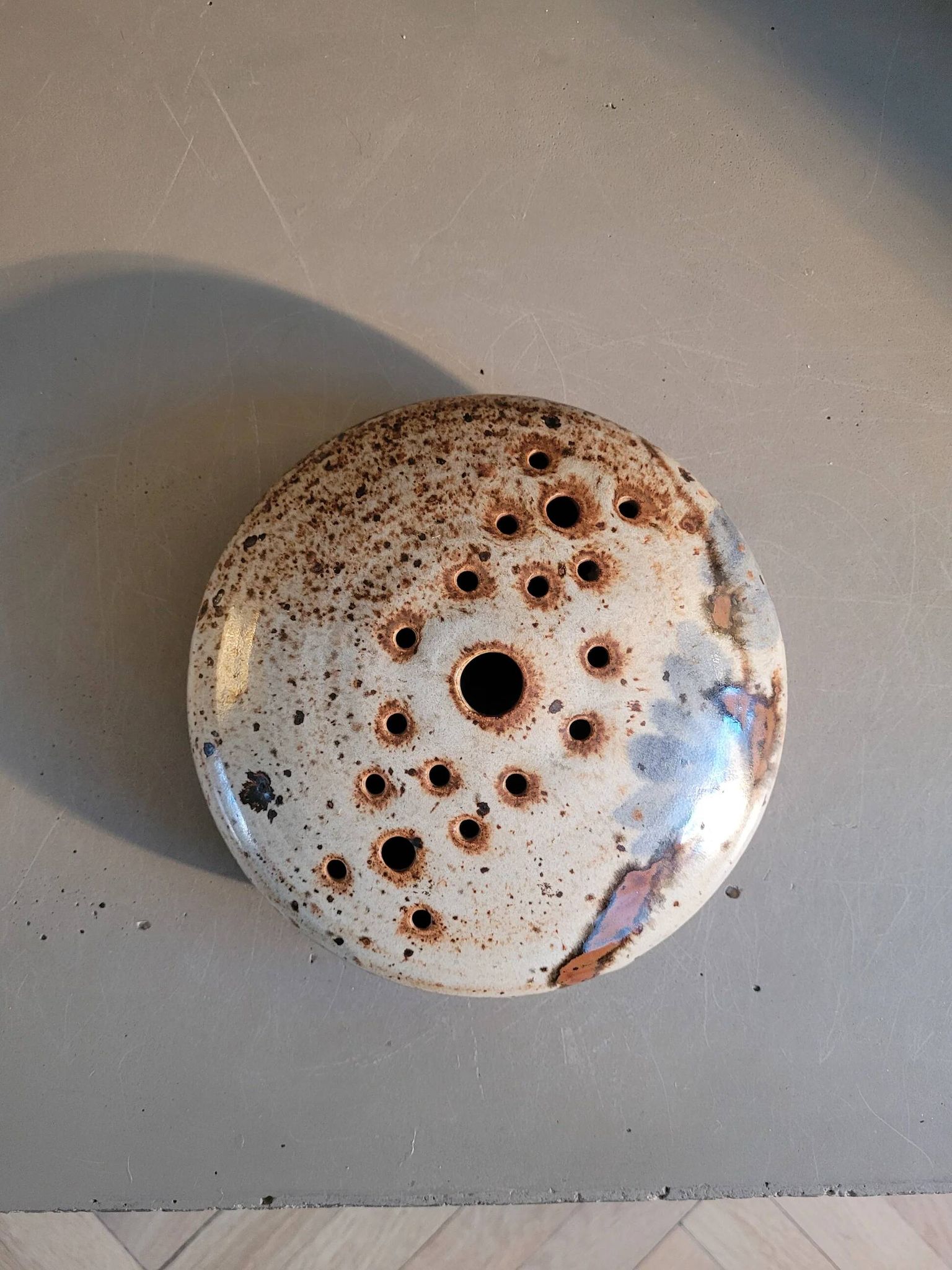 Art ceramic flower holder La Tournerie