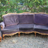 Sofa Voltaire rounded purple velvet