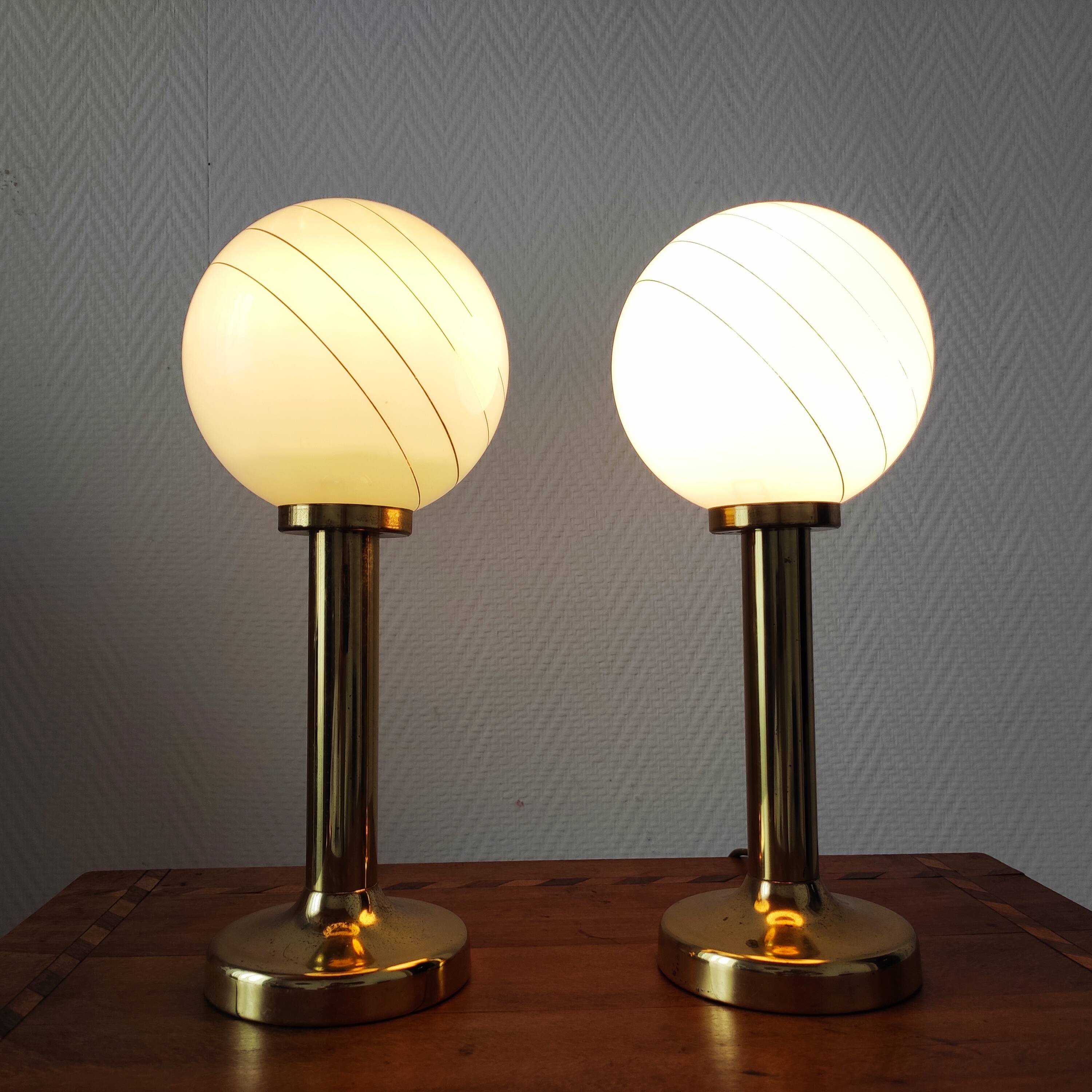 Pair of vintage ball lamps from the 1970s