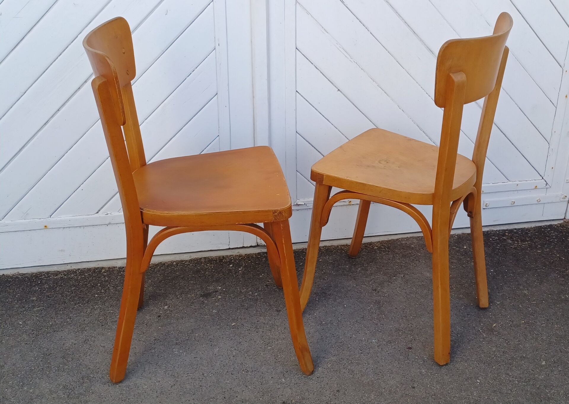 Paire de chaises bistrot Baumann
