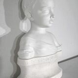 Children's bust in biscuit of limoges – early twentieth century