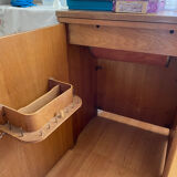 Meuble machine a coudre