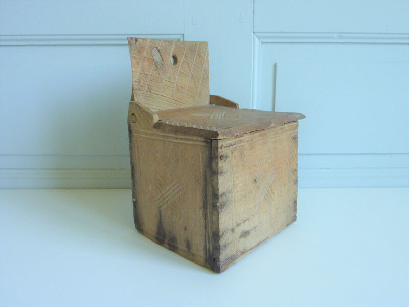 Wooden salt box