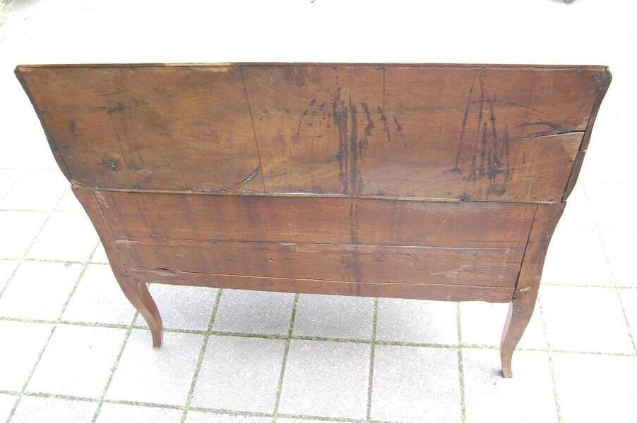 Louis XVI period walnut sloping desk from the 18th century