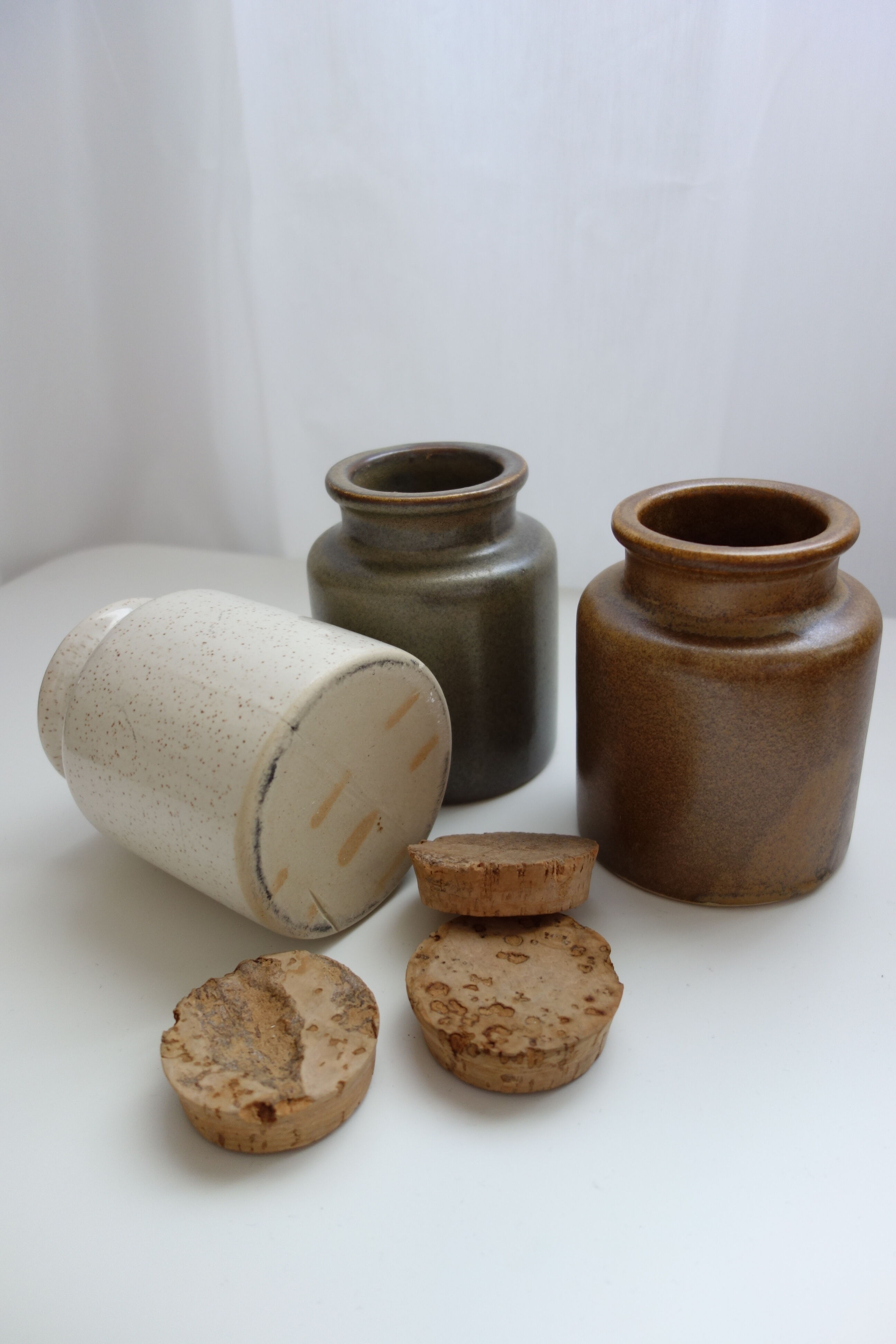 Lot of 3 stoneware pots