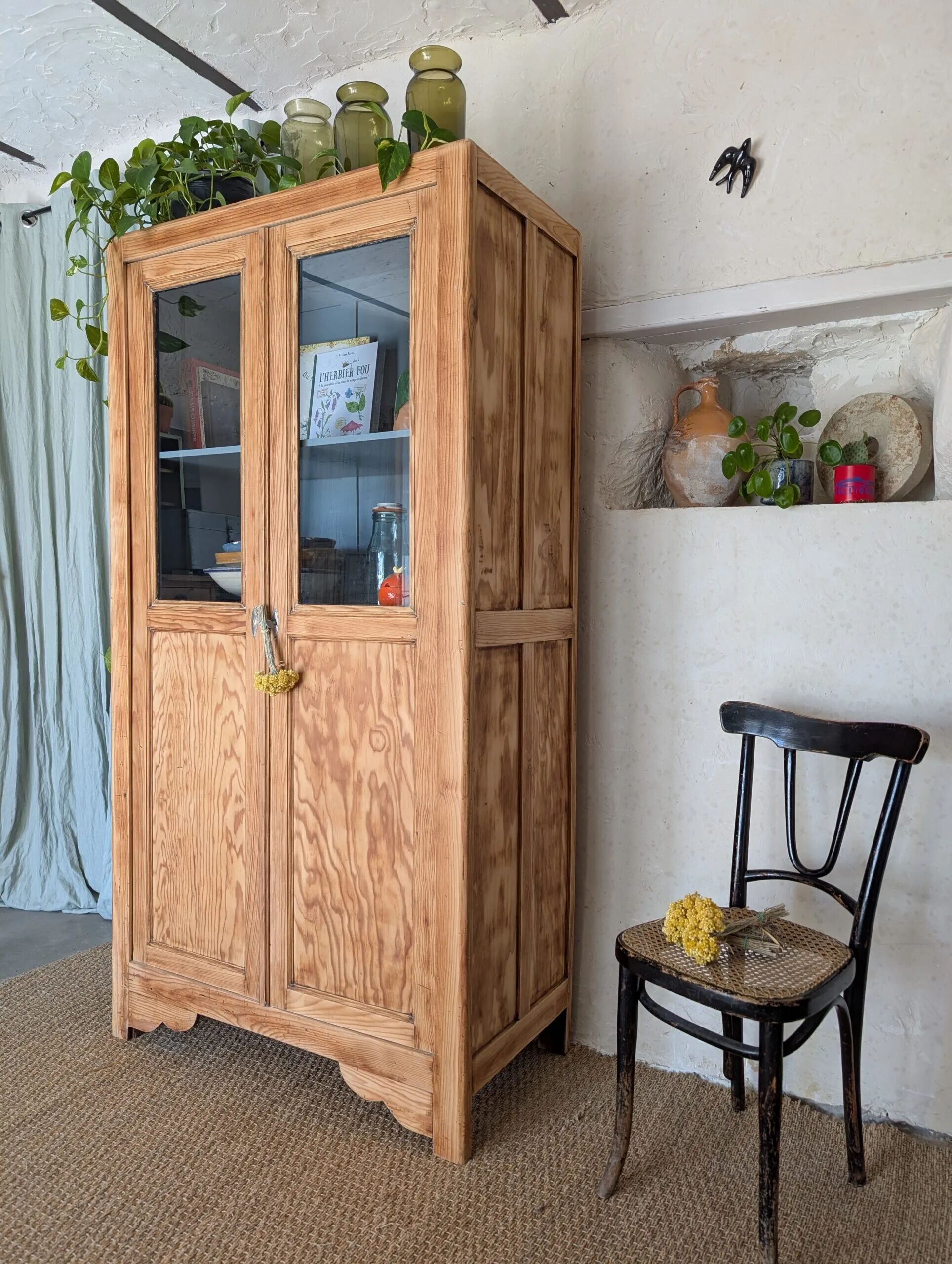 Old glass-fronted wooden library – blue interior
