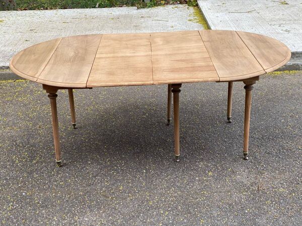 Table à manger ronde extensible Louis Philippe à volets rénovée du 18ème