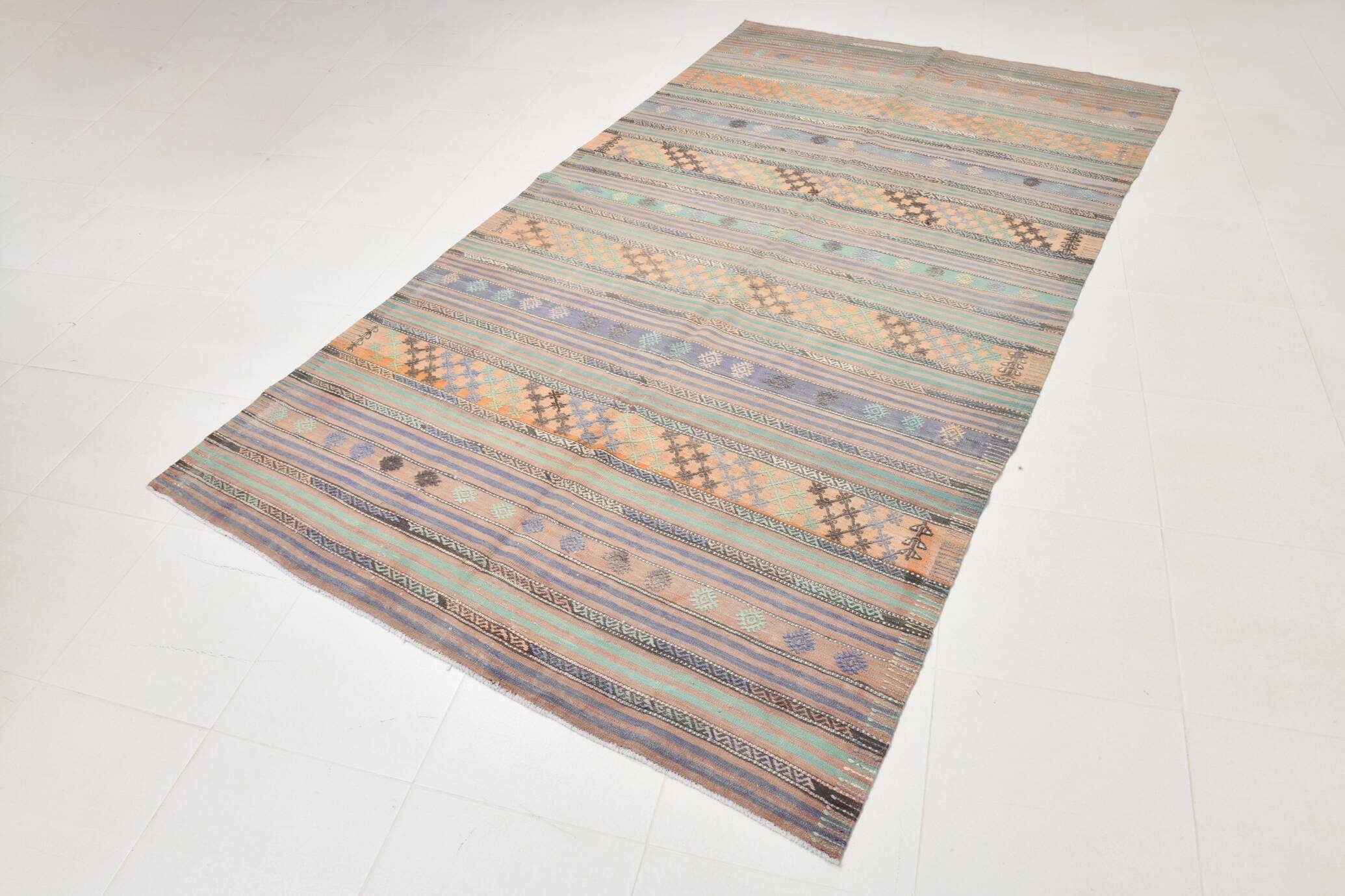 Grand Kilim Vintage Rayé Multicolore, Motifs Tribaux Anatoliens, 168x303 Cm
