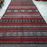 Moroccan black red kilim carpet, handmade Wool Berber carpet  120x200cm