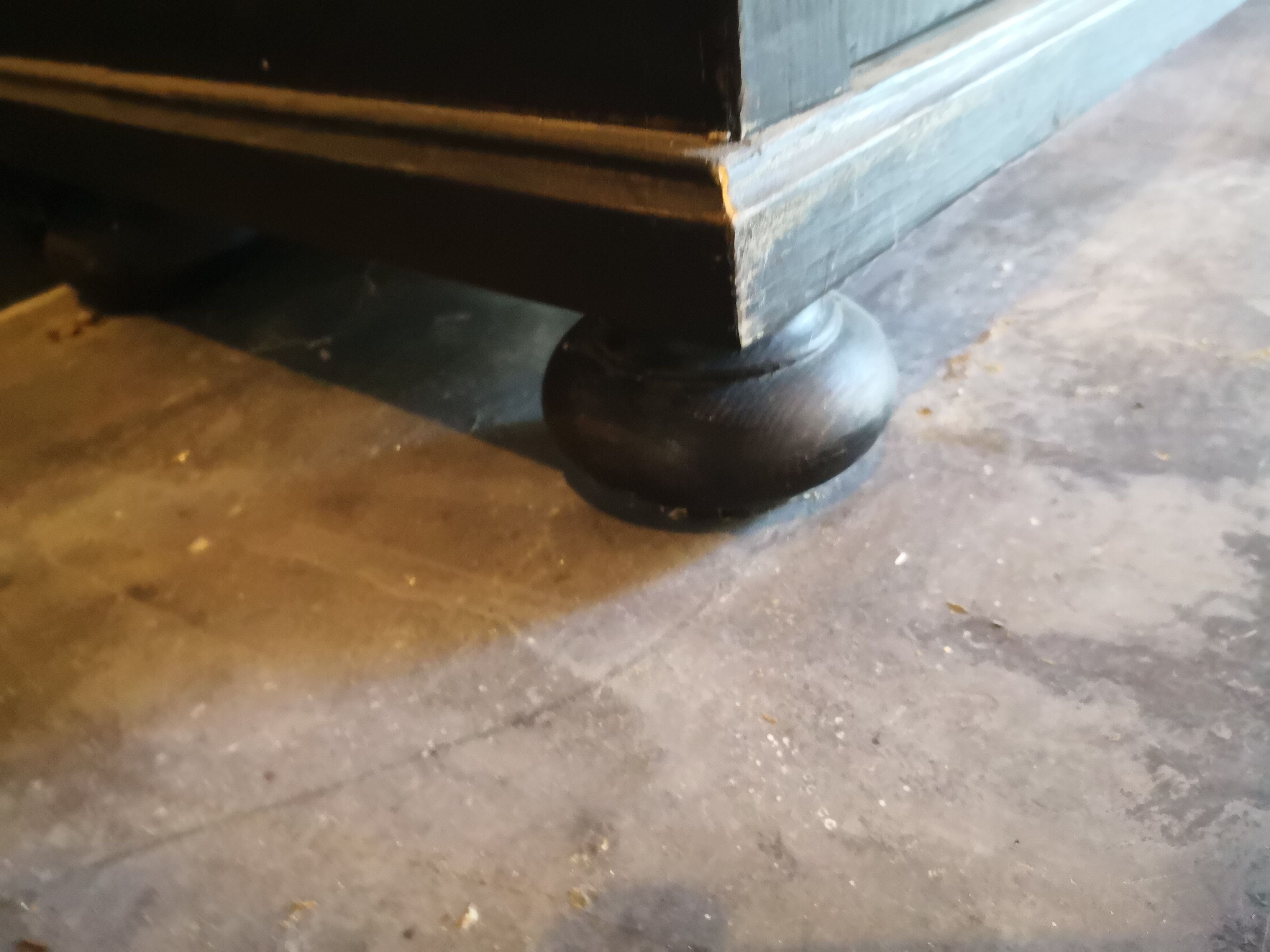 Large glazed Parisian wardrobe, showcase.