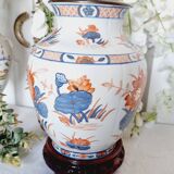 Hand-painted porcelain table lamp, Chinese Imari style.