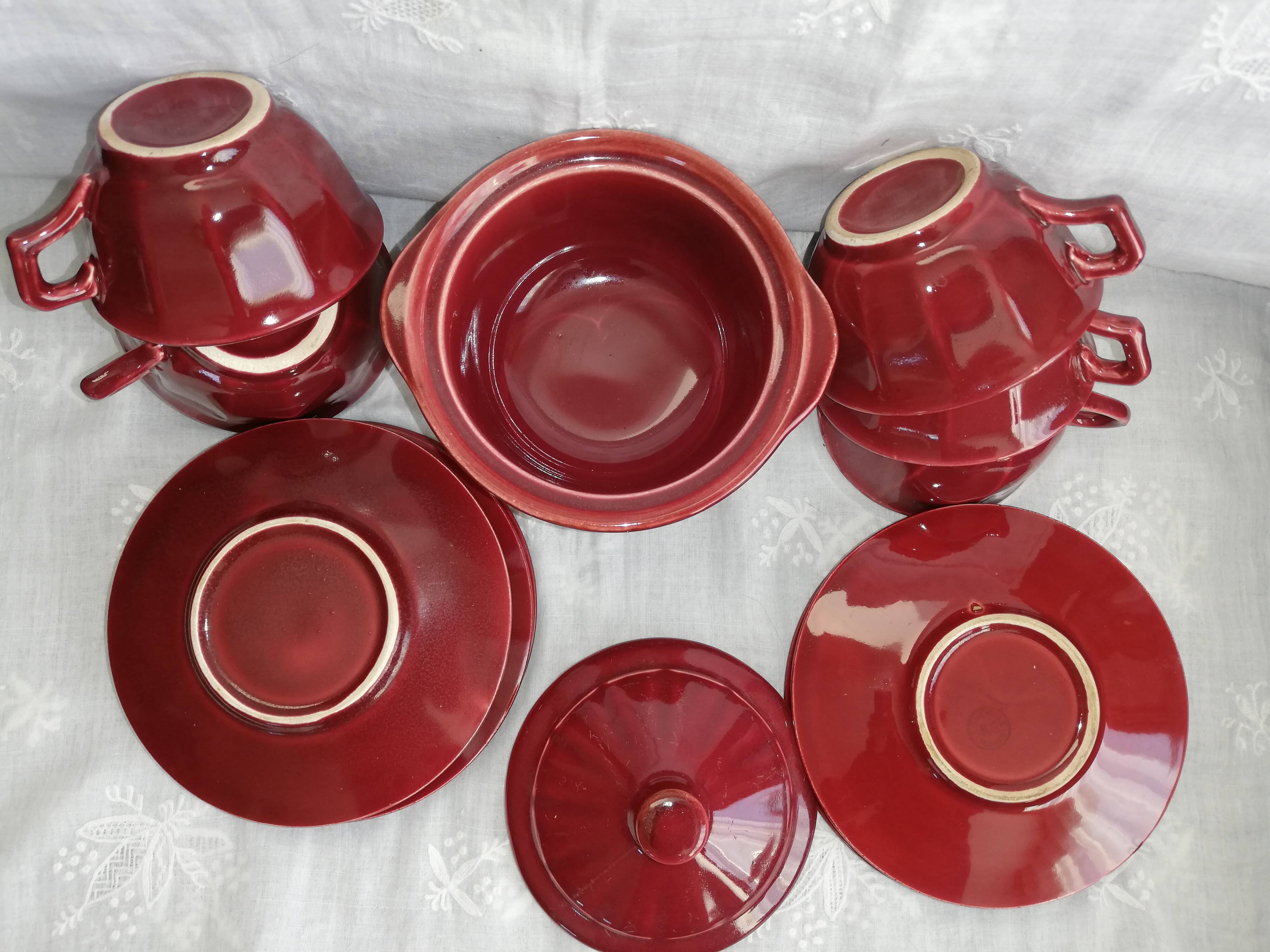 Coffee service 6 cups, creamer, sugar maker, vintage butter