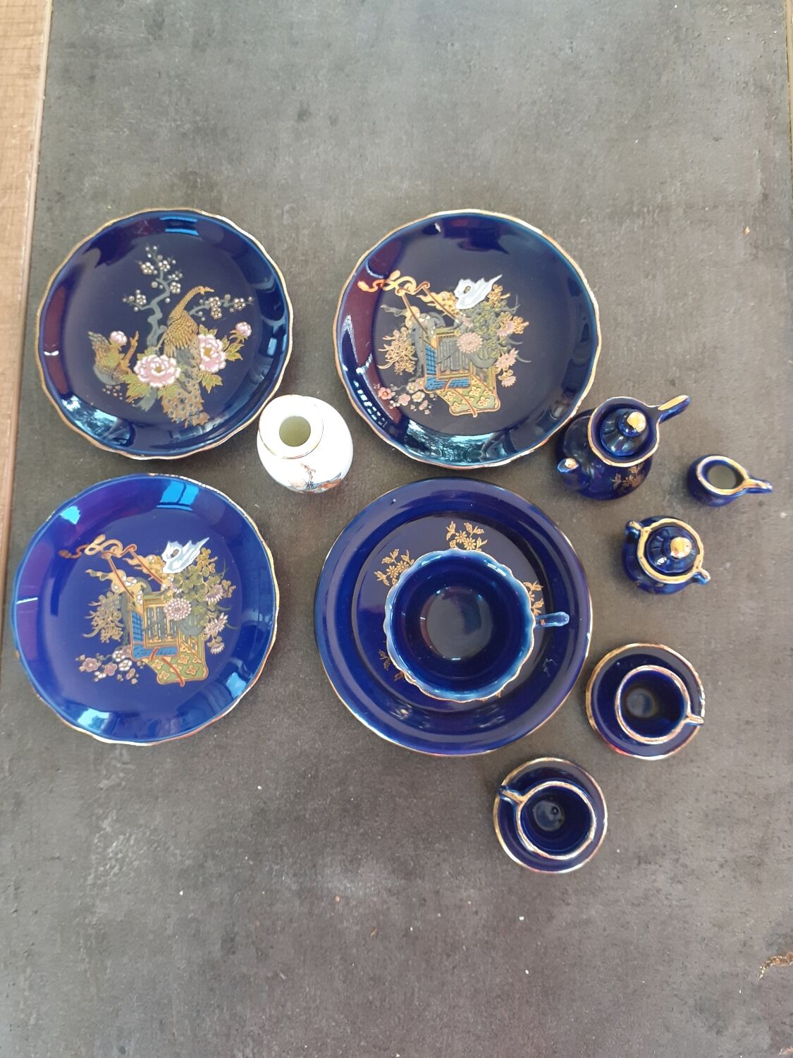 Japanese miniature set