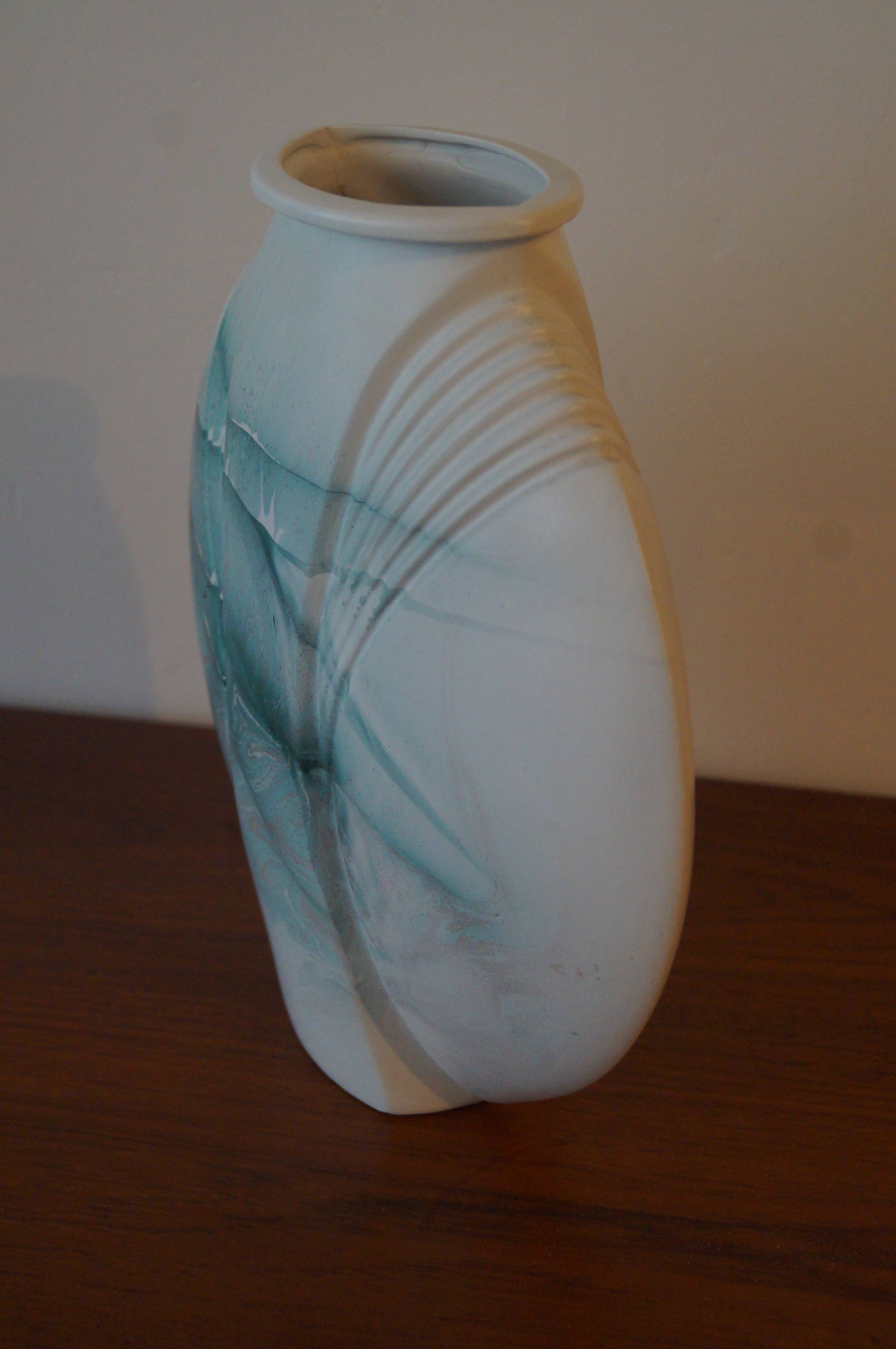 Art-deco vase