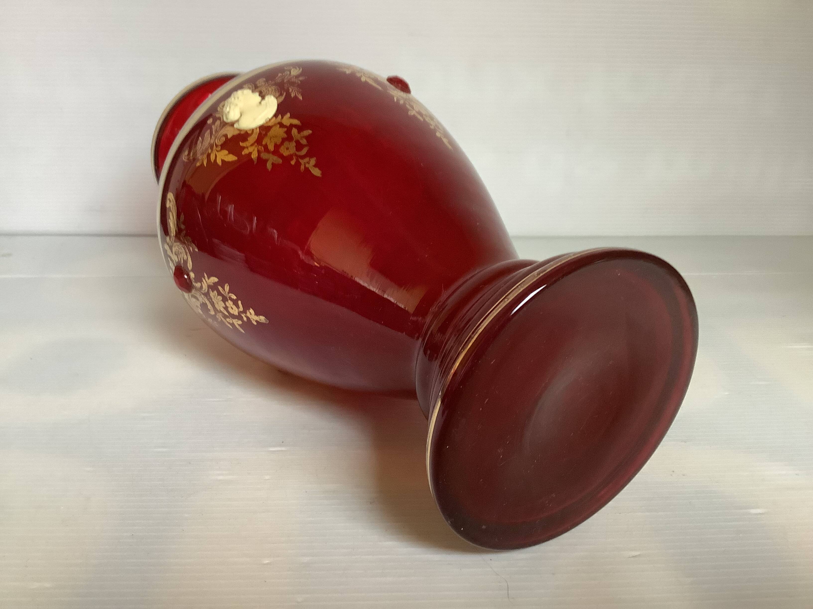 Cameo vase and red cabochons in burgundy glass