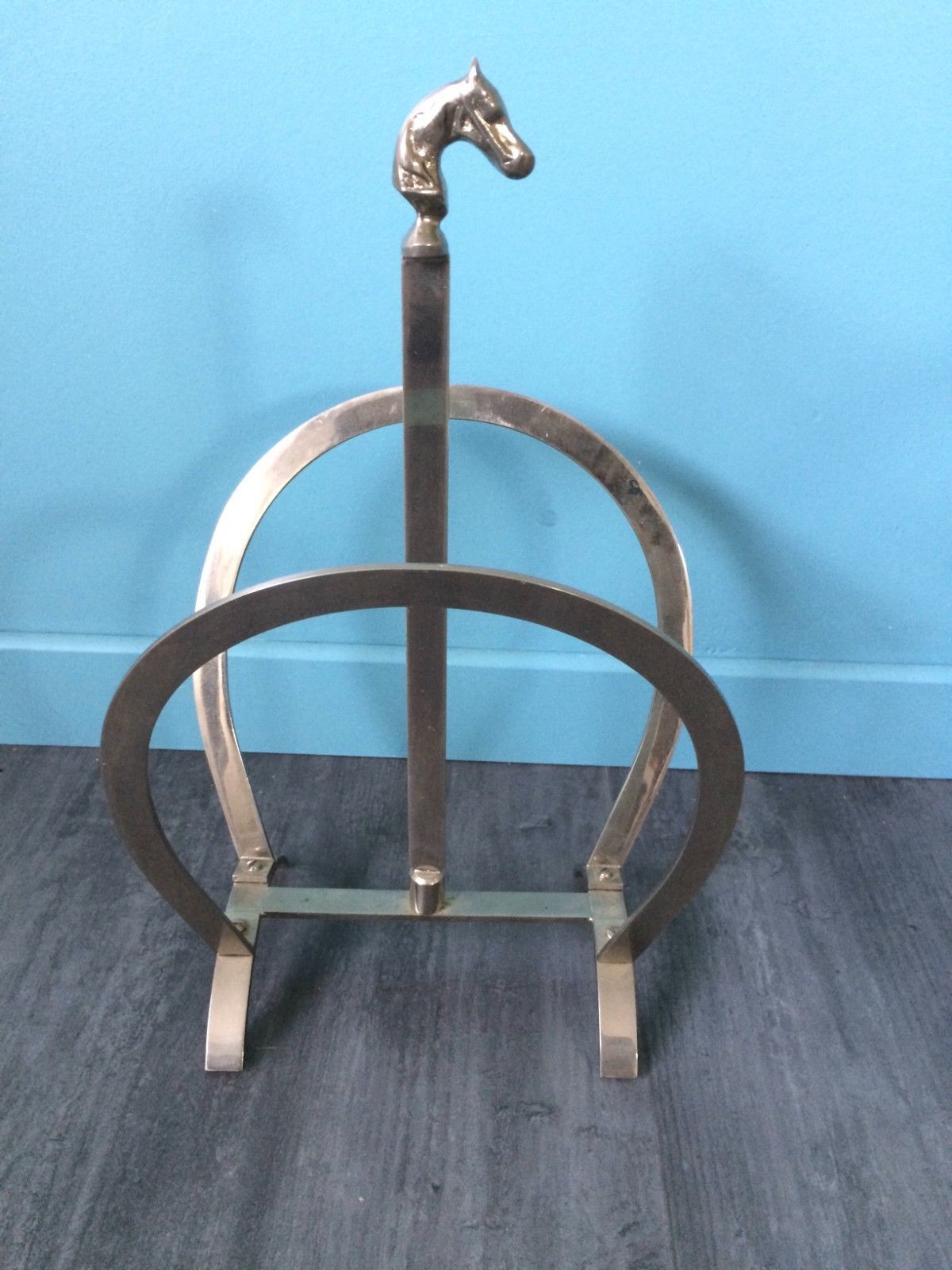 Magazine rack