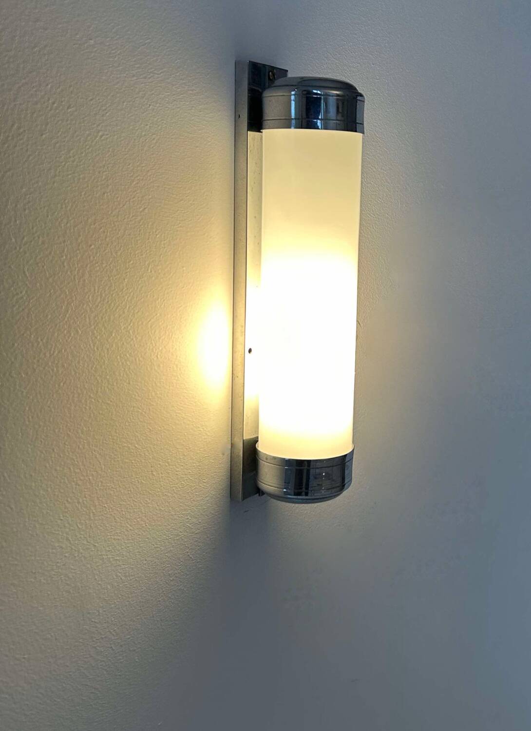 Vintage art deco wall light, chrome and opaline glass, France 1930