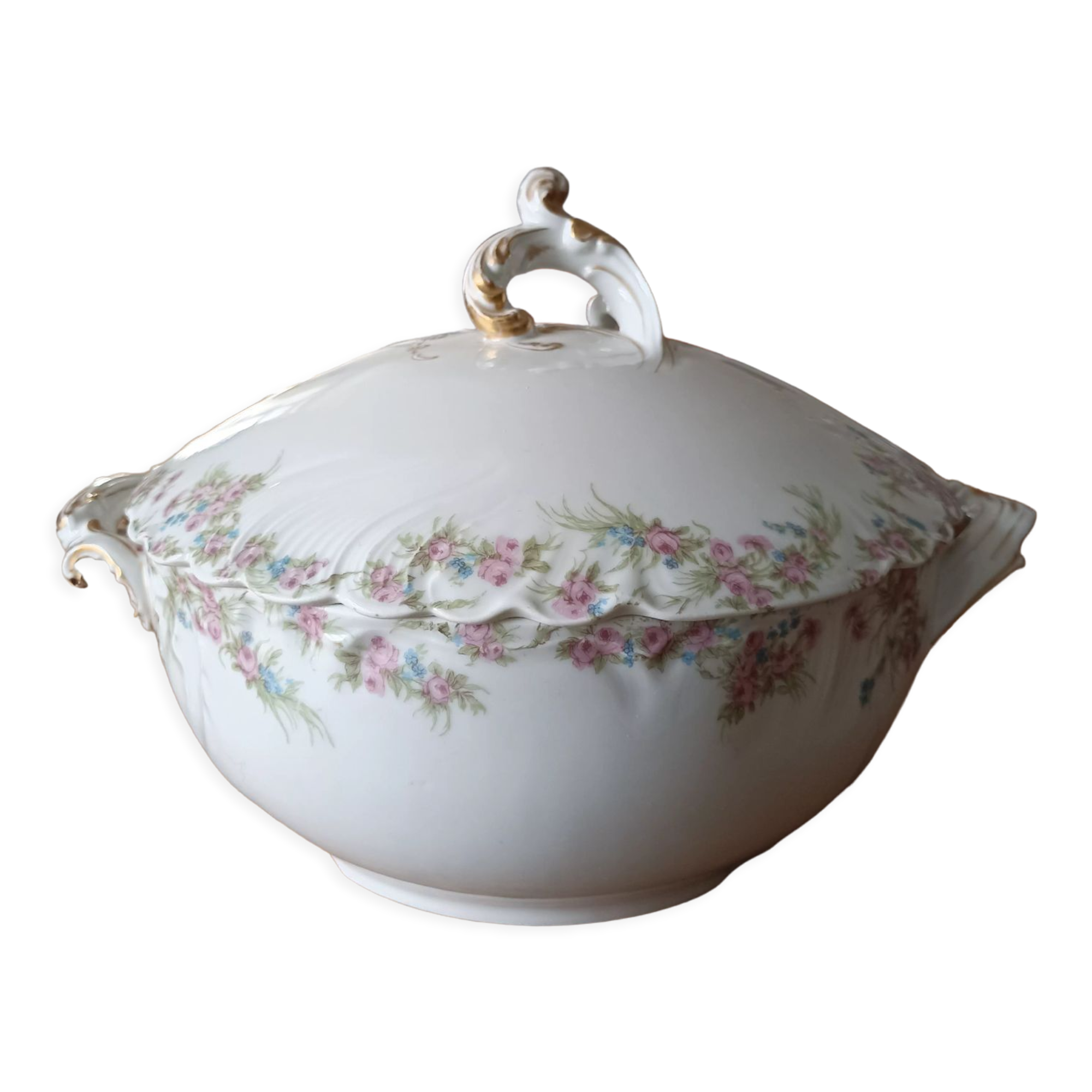 Romantic tureen, D&C Limoges France,