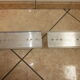 Paire de porte manteaux en aluminium