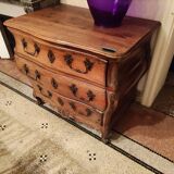 Bordeaux walnut tomb commode Louis XV