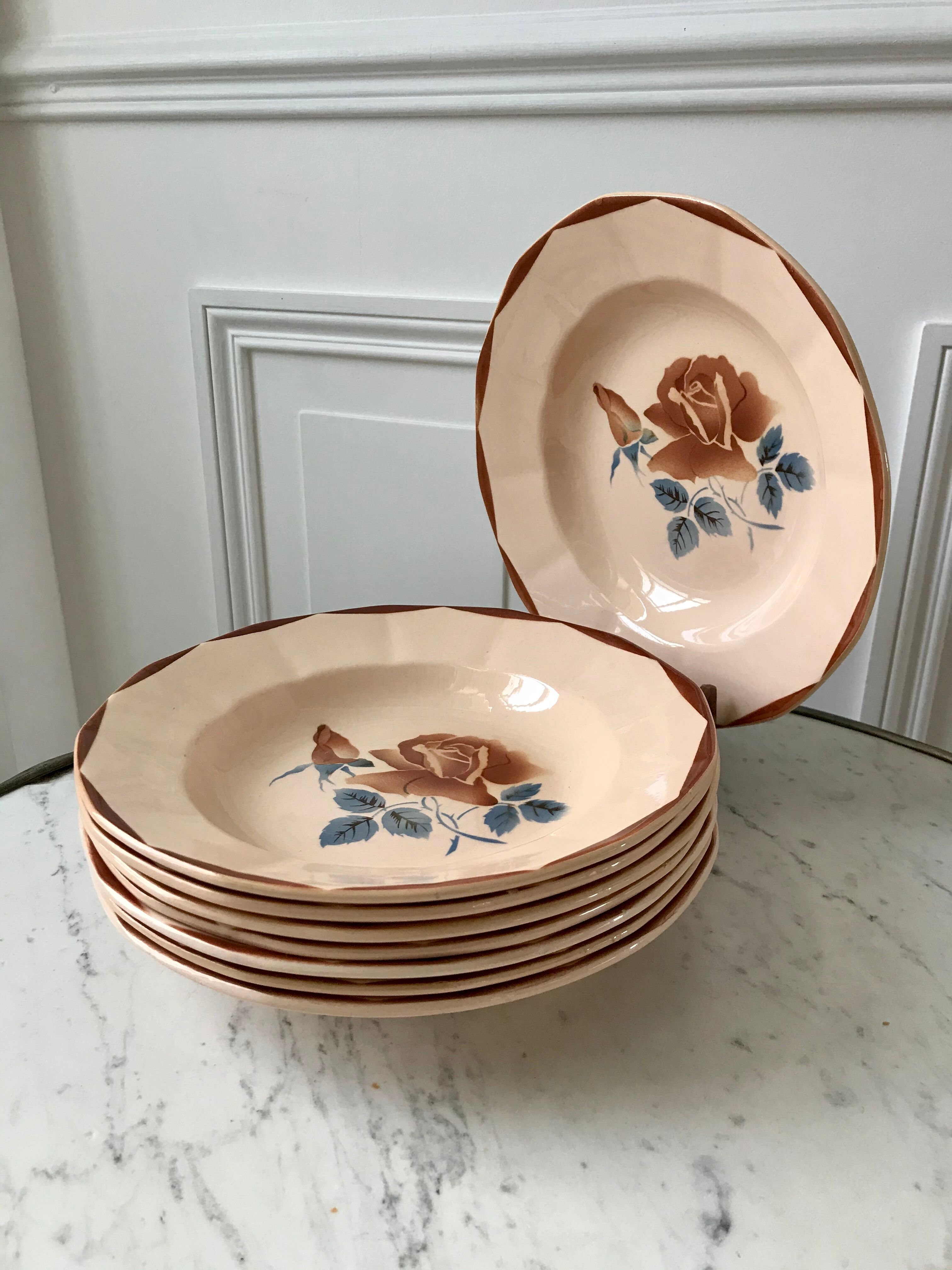 Set of 8 hollow plates Digoin Sarreguemines years 30-40