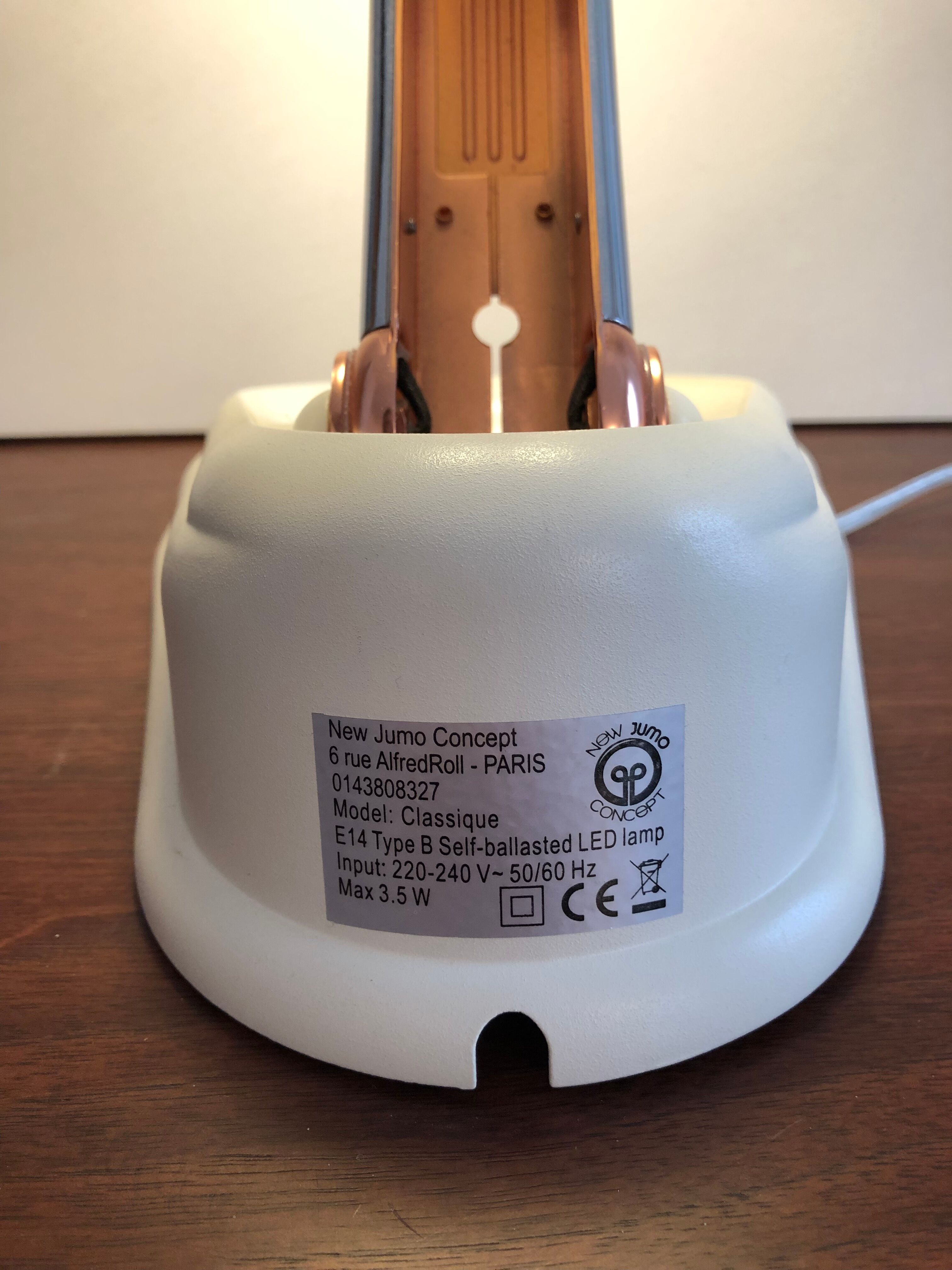 Jumo concept table lamp