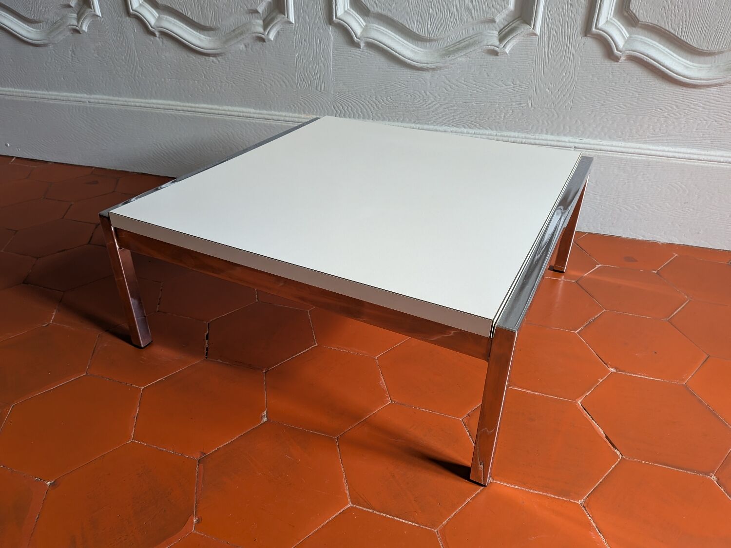 Airborne coffee table from the 1970s