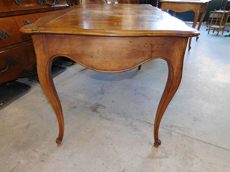 Bureau 3 tiroirs style Louis XV