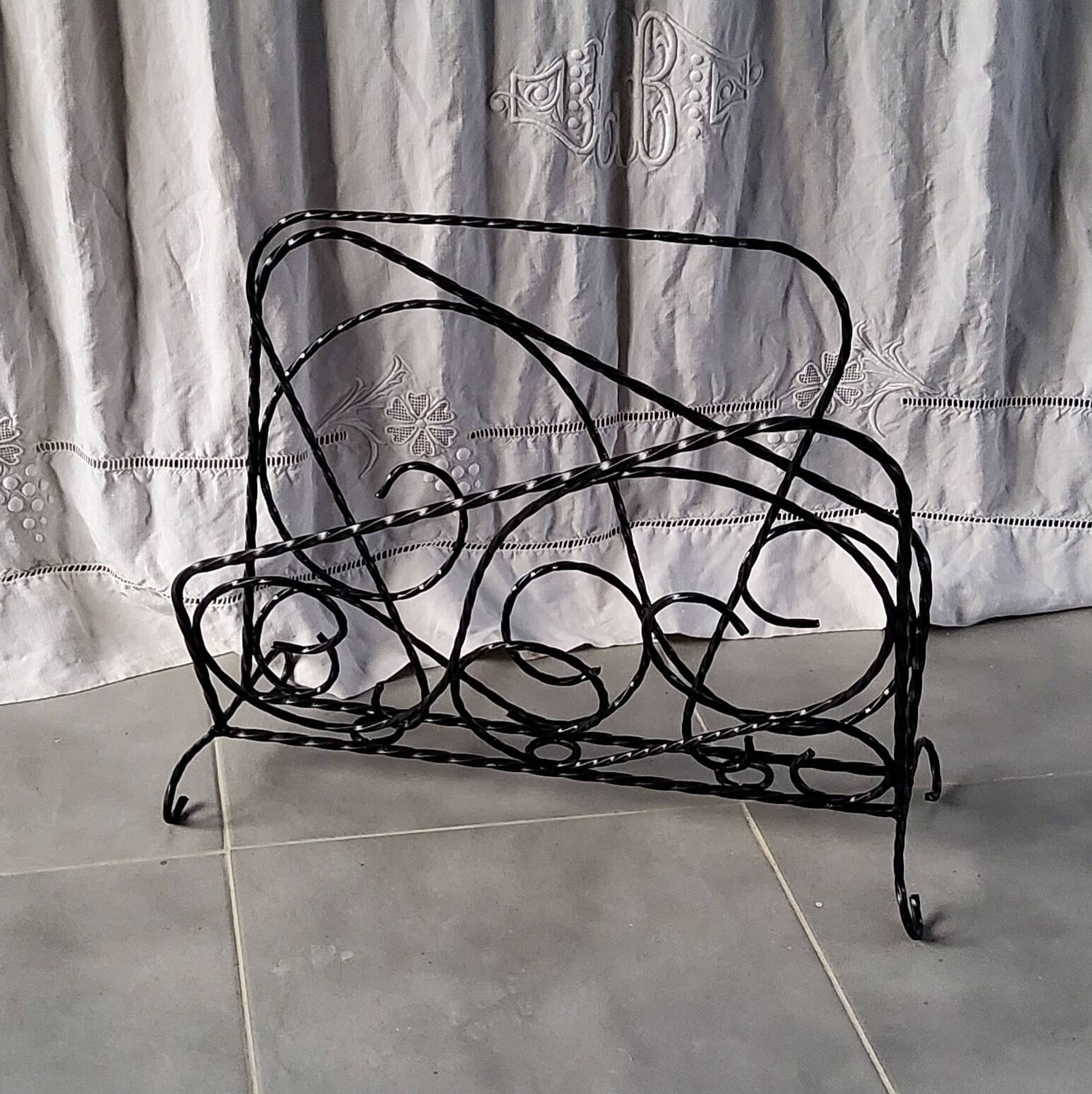 1960s magazine rack