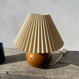 Pleated wooden ball lamp