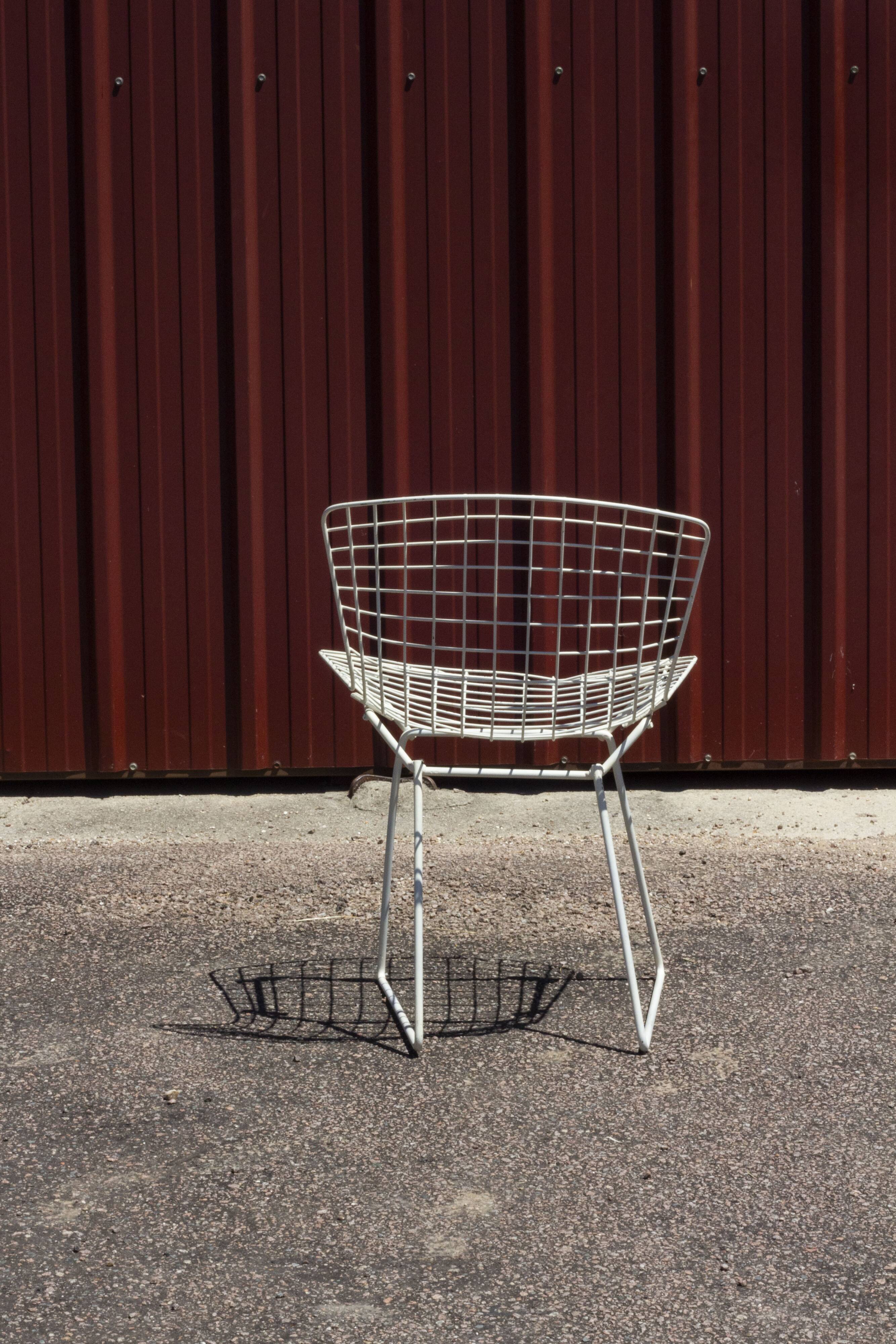 White Wire chair by Harry Bertoia for Knoll