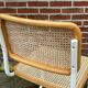 Chaise Cesca modèle b32 en blanc et bois par Marcel Breuer