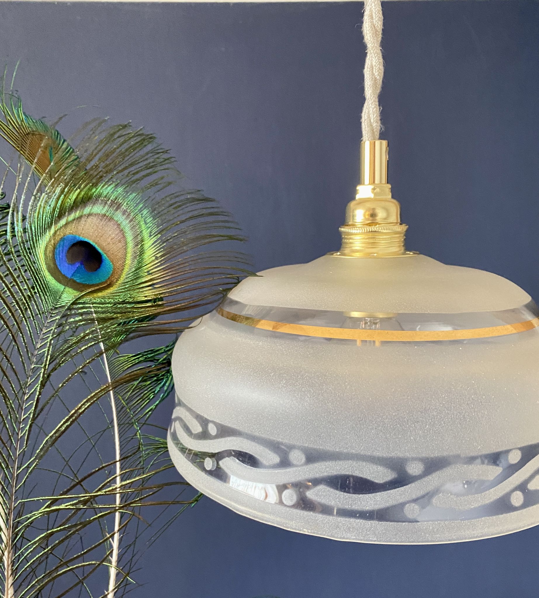 Suspension abat-jour vintage en verre dépoli