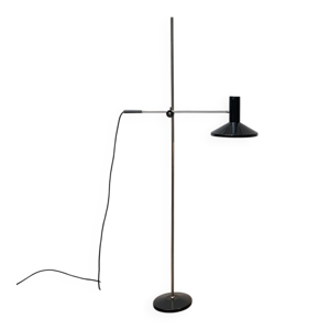 Lampe sur pied minimaliste