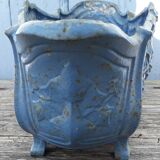 Cast iron planter