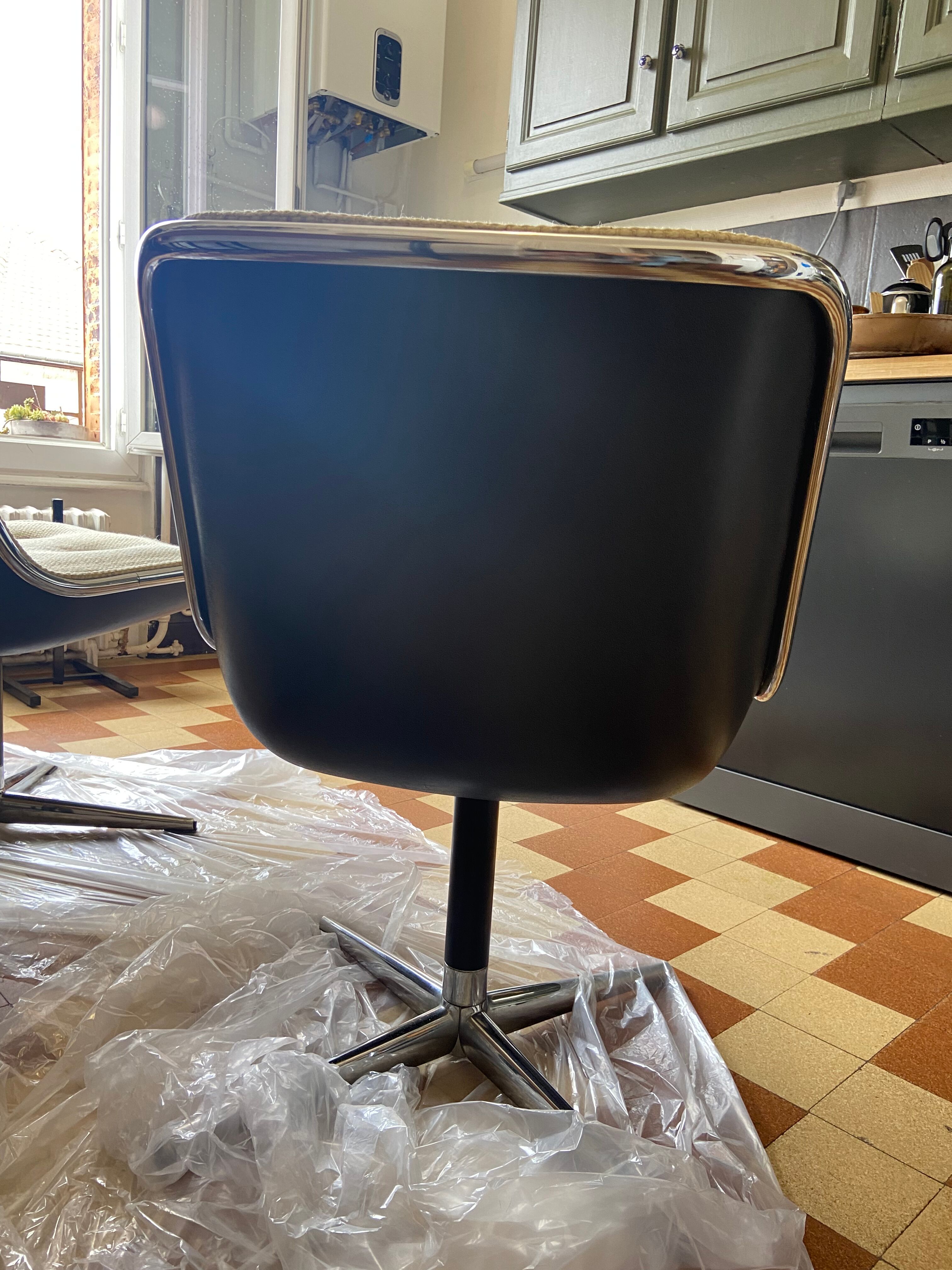 Pollock armchair for Knoll