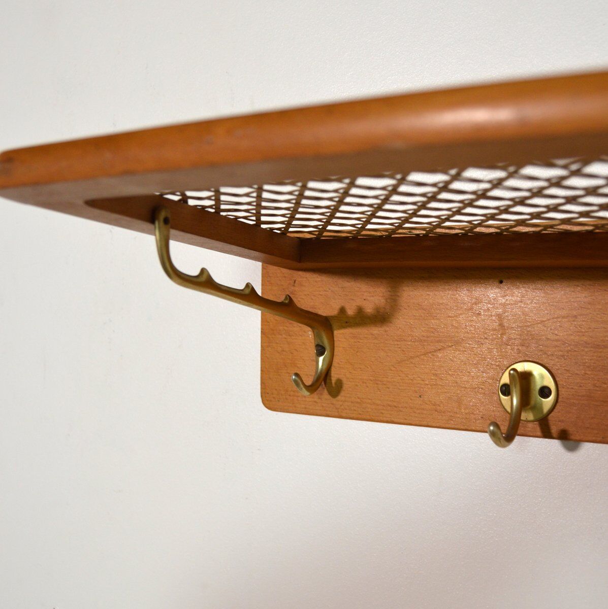 Coats door with vintage 50s cannage