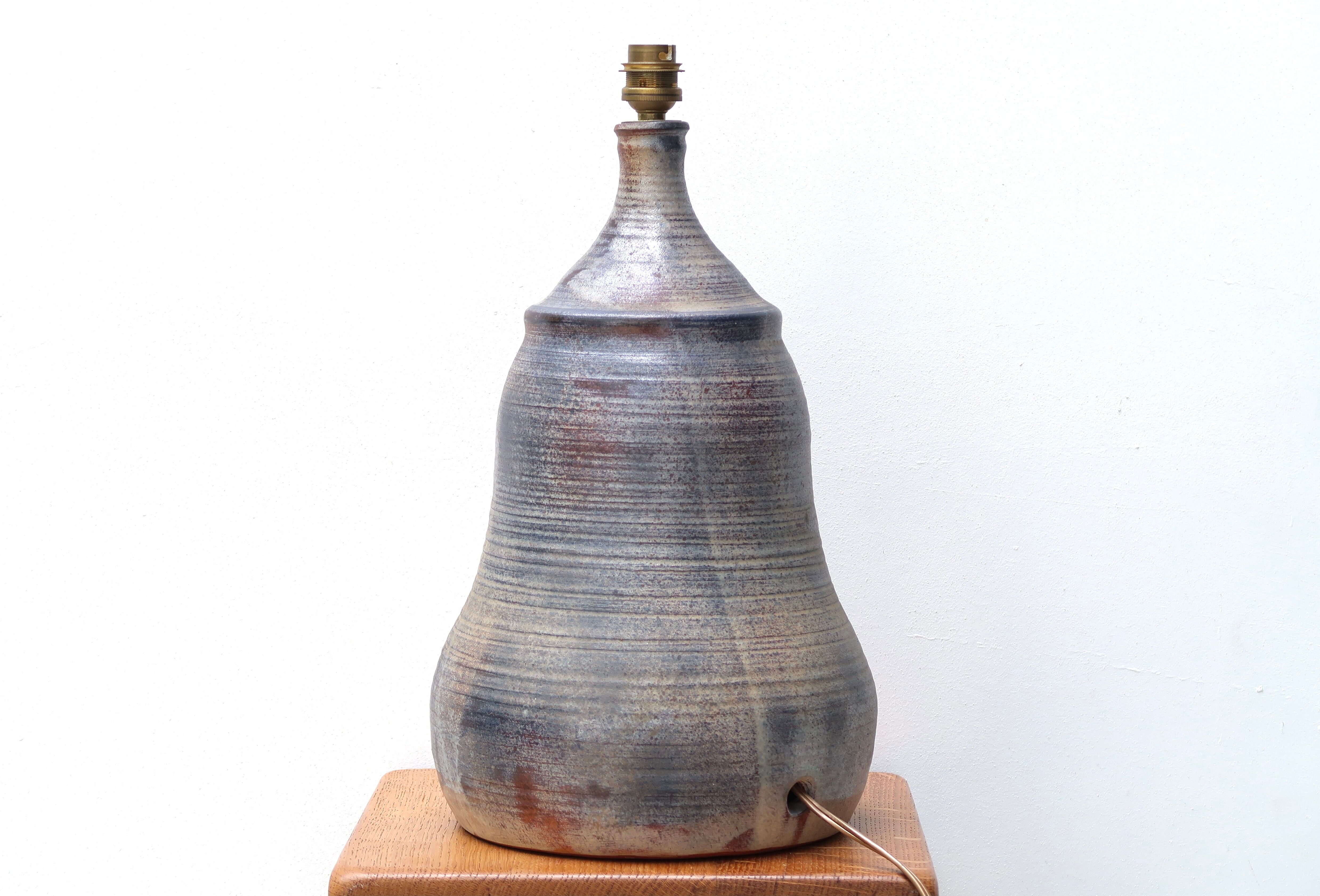 Signed ceramic lamp, raffia lampshade, 70s