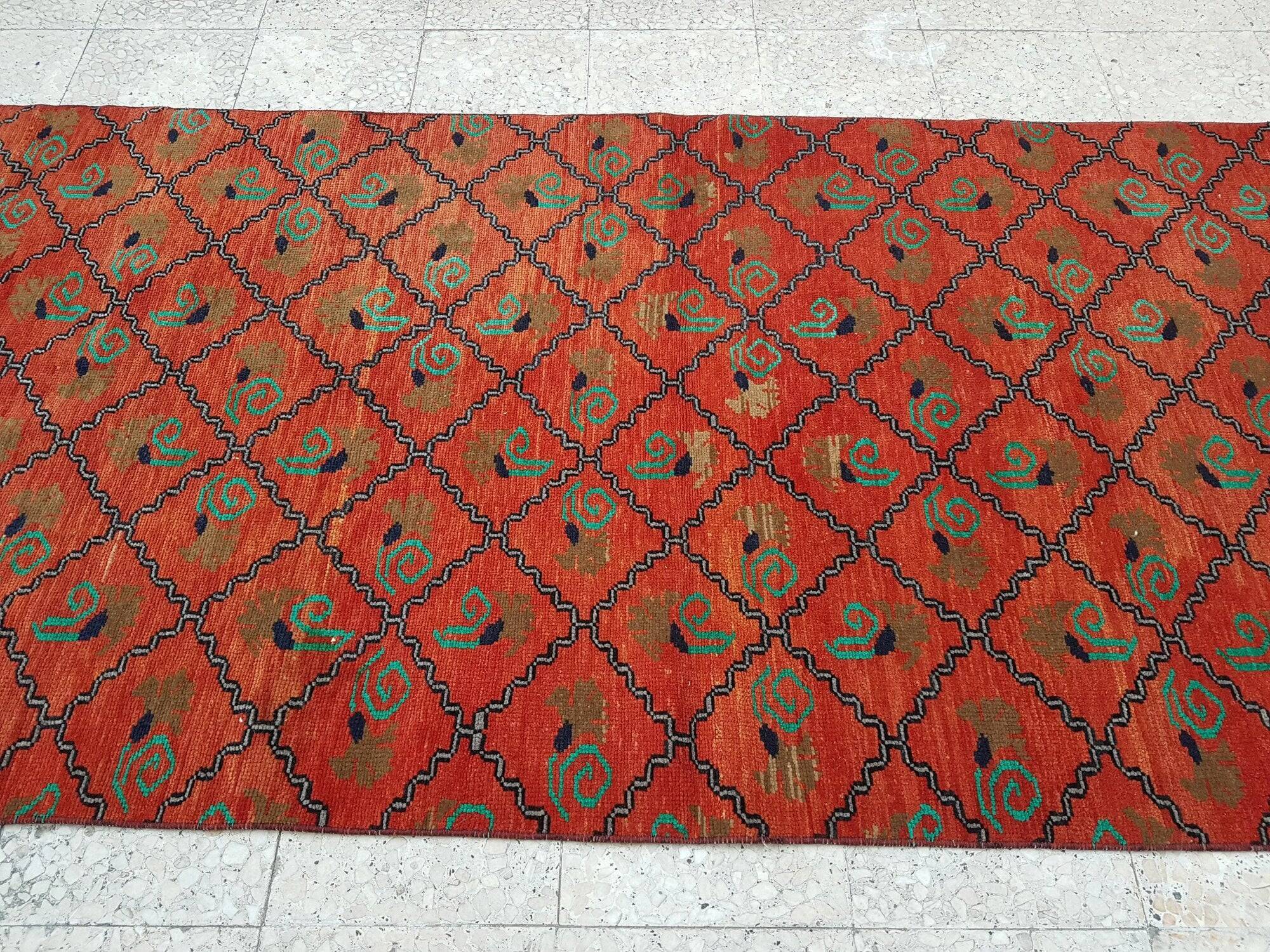 Vintage Turkish Oushak rug 118x306 cm