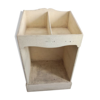 Old display stand