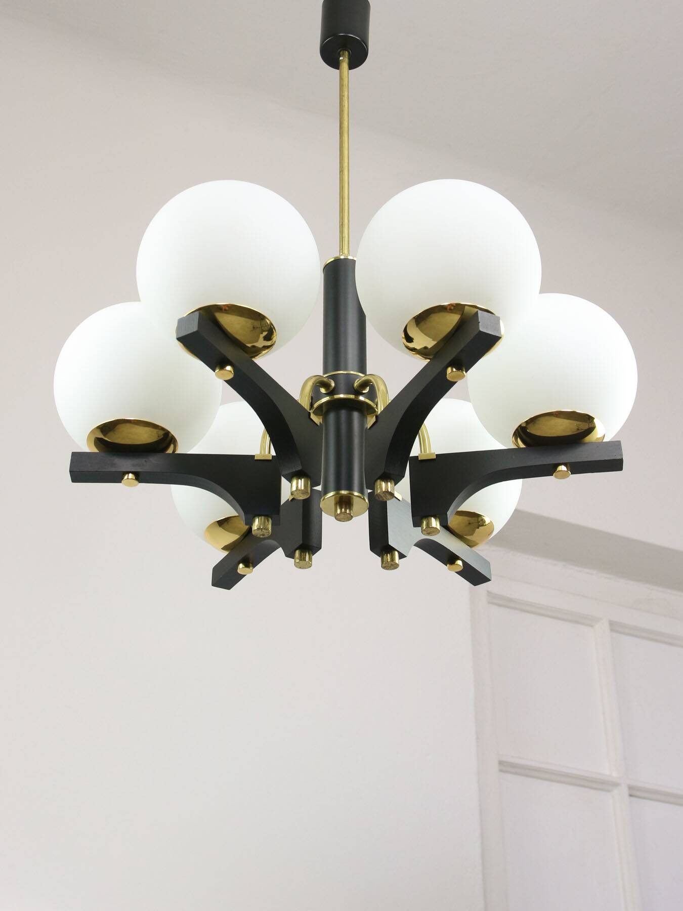 Mid-Century Modern Italian Brass and Opaline Chandelier