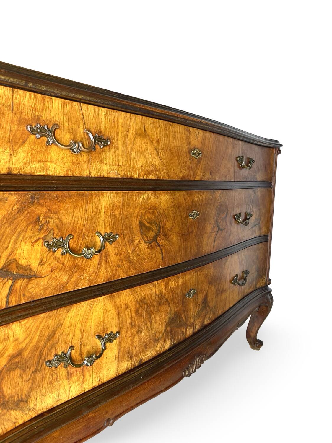 Italian art deco burl walnut chest of drawers, 1940s/50s