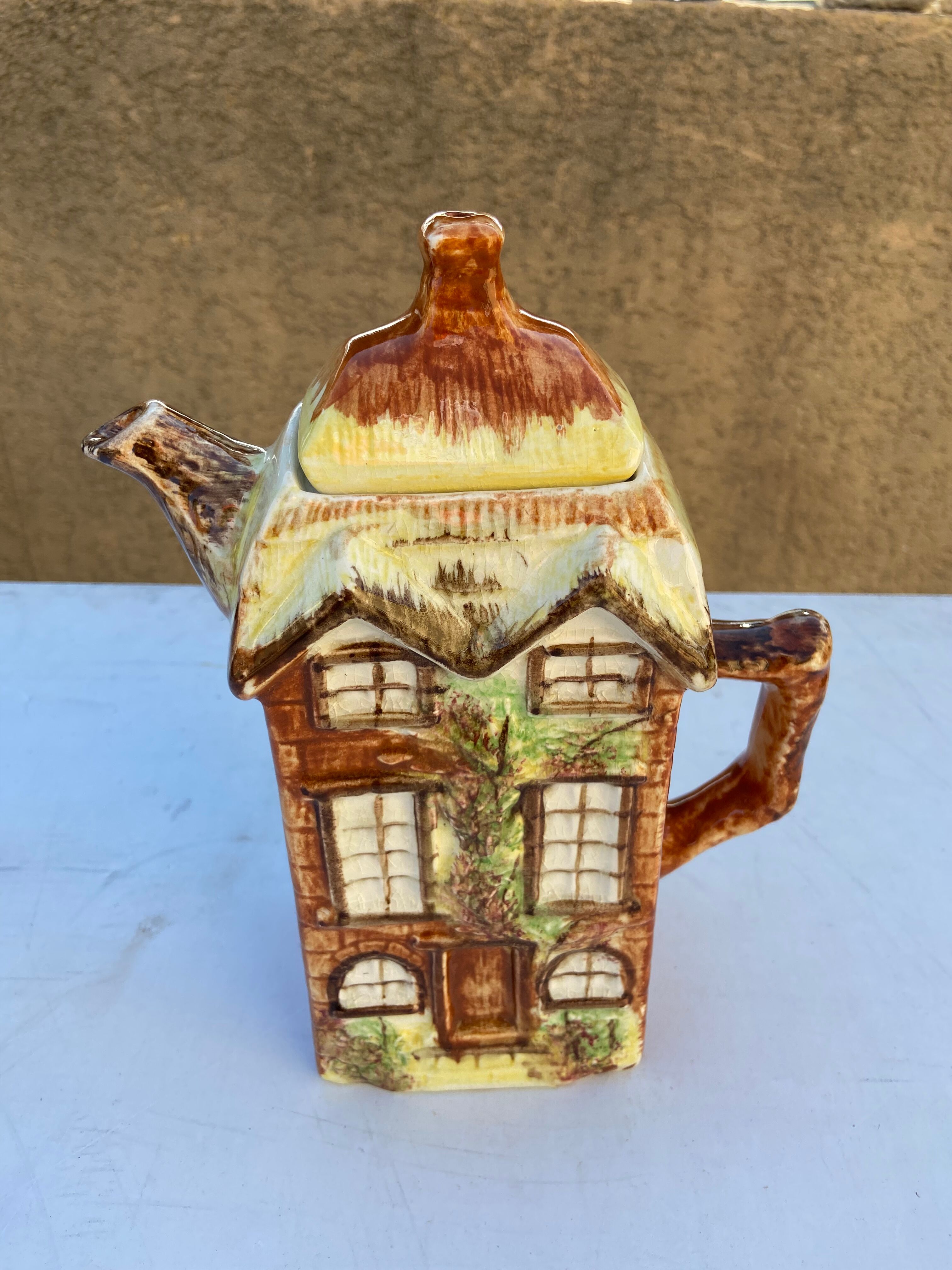 English tea service 3 rooms teapot sugar bowl milk pot