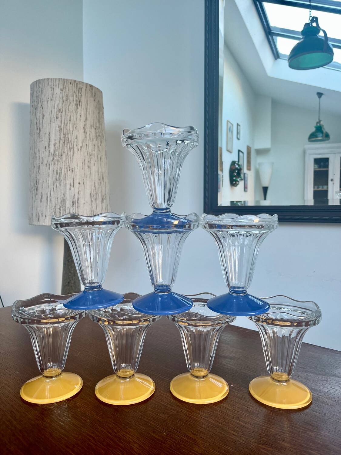 Set of 8 glass ice cream bowls