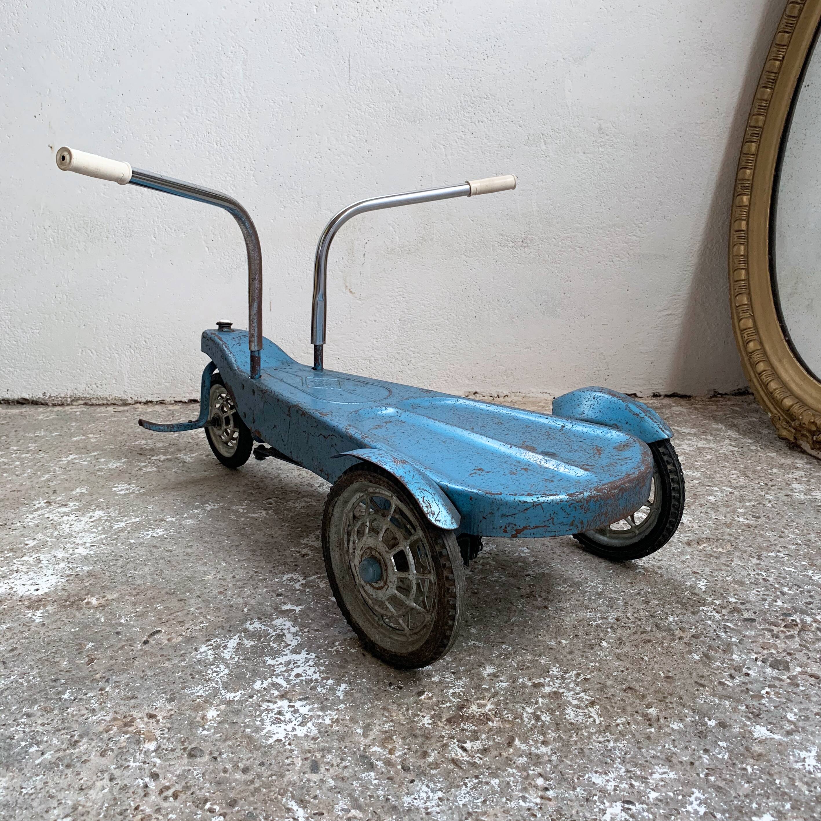 Former cyclorameur or baby-rameur 1958