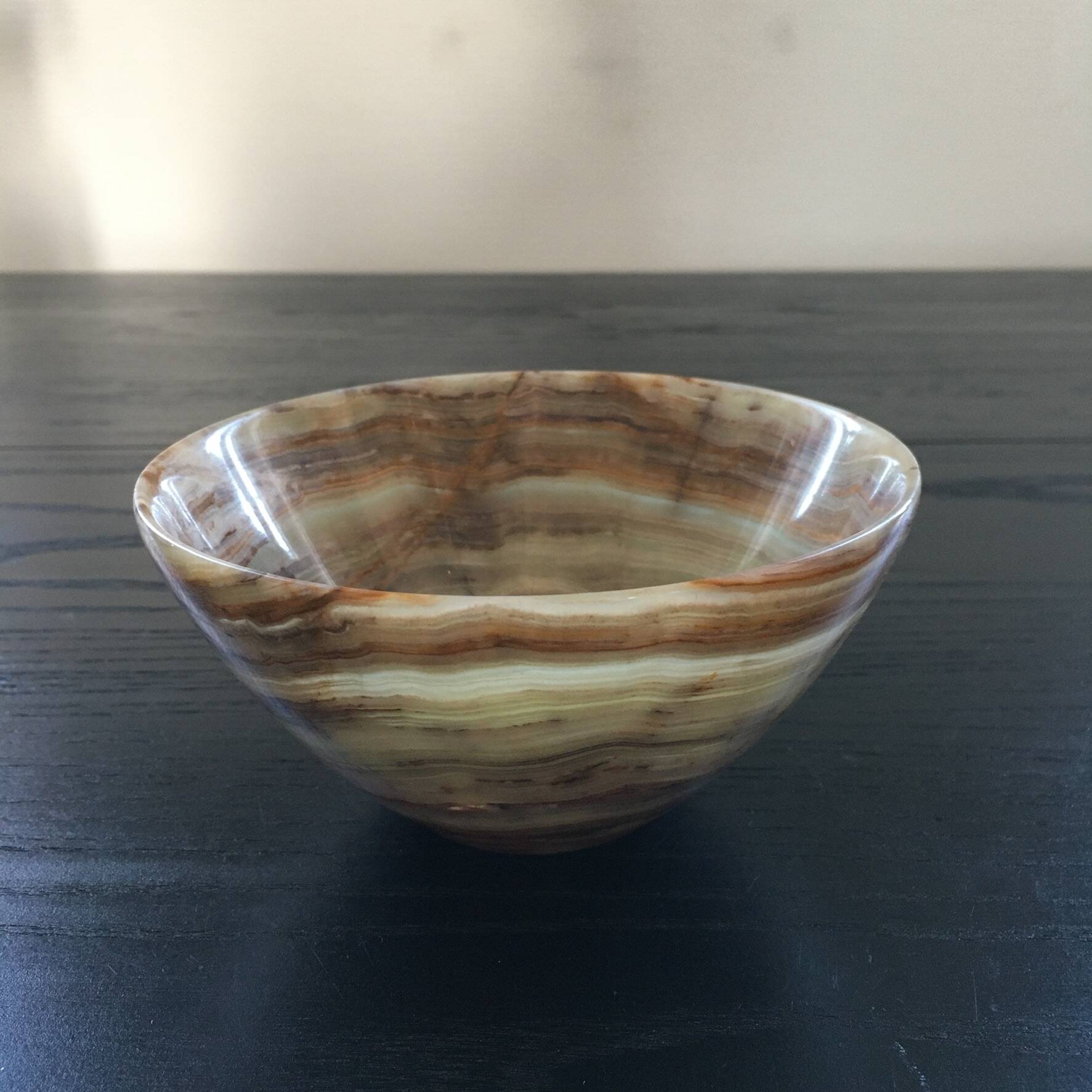 Decorative onyx bowl
