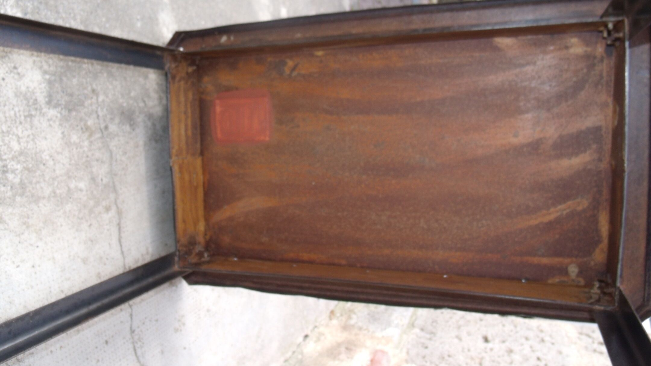 Watchmaker jeweler Tablet iron metal bench
