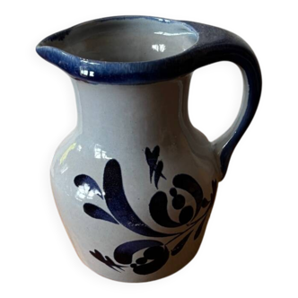 Vintage Saint Clément pitcher carafe